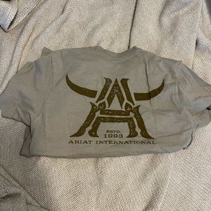Ariat tee